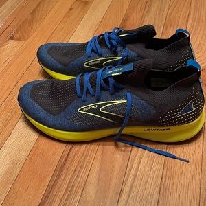 BROOKS Levitate running shoe (Men’s)
